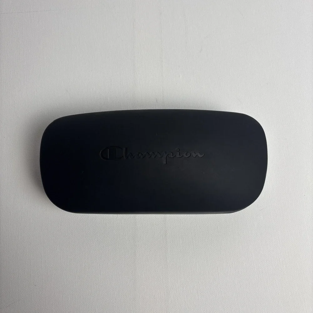 Champion Clamshell Black Sunglass Case‎